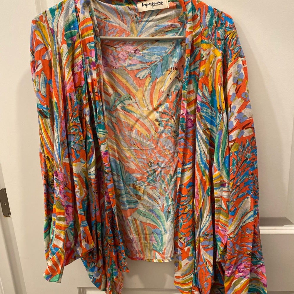 Tropical print kimono